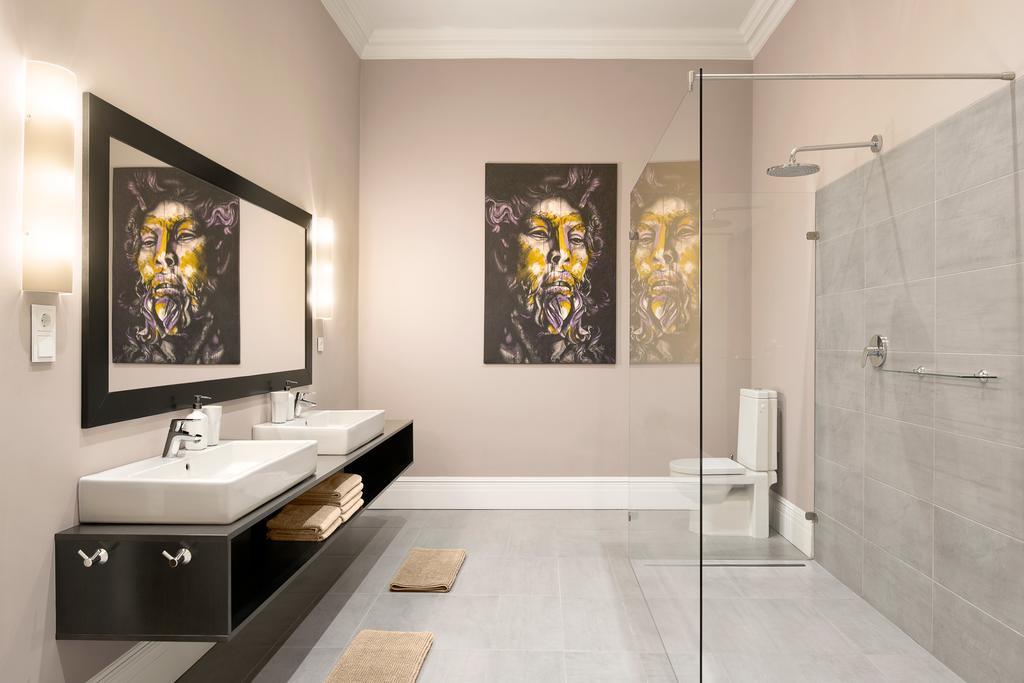 Kapital Inn Budapest Bagian luar foto
