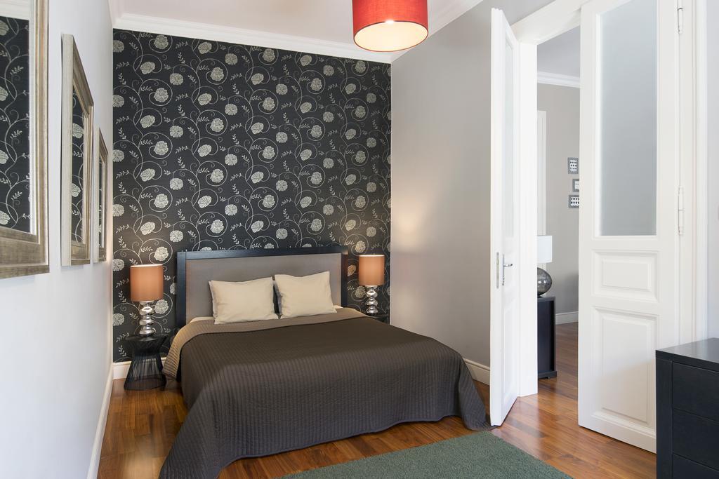 Kapital Inn Budapest Bagian luar foto