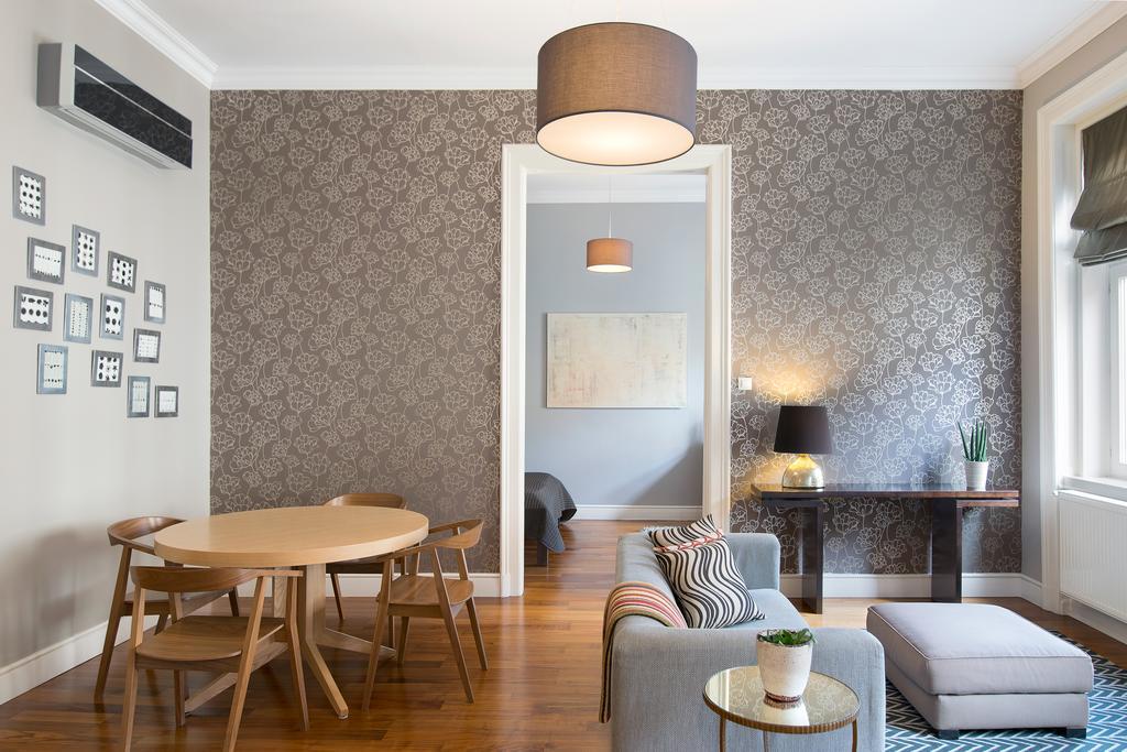 Kapital Inn Budapest Bagian luar foto