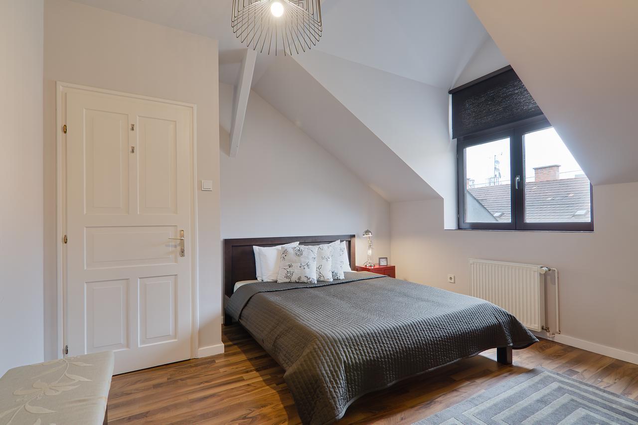 Kapital Inn Budapest Bagian luar foto